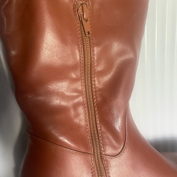 Brown Leather Women's Boots - Picture 6 of 7